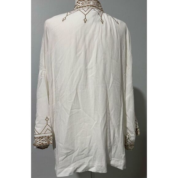Chico’s white Embroidered kimono open front L/Xl - Picture 3 of 7